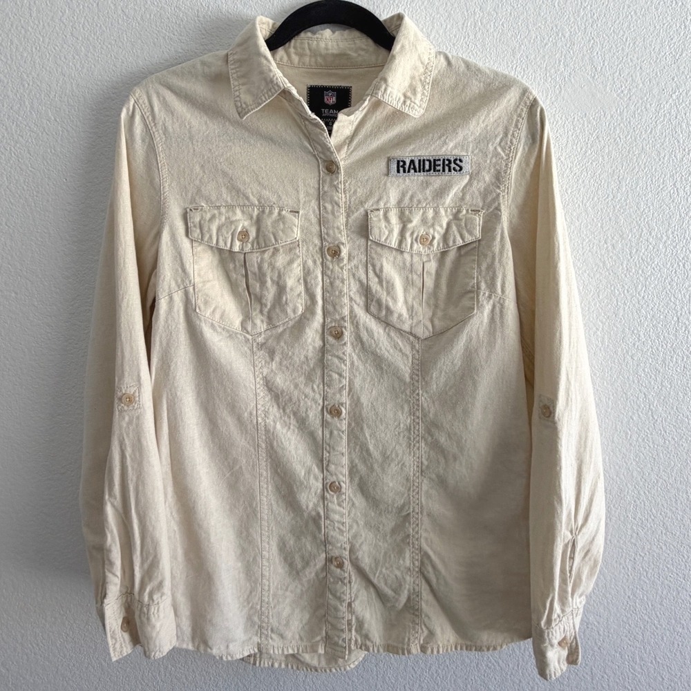 NFL Team Apparel Raiders Linen Cotton Button Down Utility Shirt Cream Small
